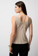Load image into Gallery viewer, Classic VNeck Cami 201546NOS