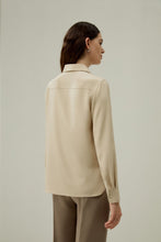 Load image into Gallery viewer, Graceful Button Up Silk Blouse 91T5052