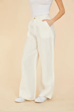 Load image into Gallery viewer, Linen Loose Leg Pant 75428
