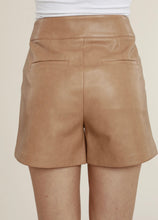 Load image into Gallery viewer, vegan leather shorts 75342