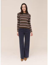Load image into Gallery viewer, LONG SLEEVE CREW TEE B20252-M23-304