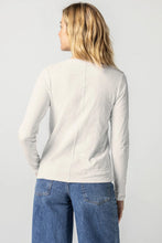Load image into Gallery viewer, L/S V-Neck Back Seam Tee PA2327
