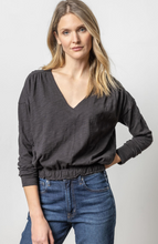 Load image into Gallery viewer, Elastic Hem V-Neck PA2647