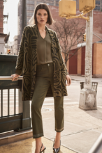 Load image into Gallery viewer, Satin Straight Top 243057