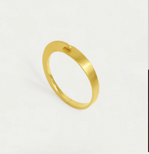 Load image into Gallery viewer, Crosby Hinged Bangle 676