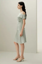 Load image into Gallery viewer, Silk Ruched Side Top 91T6111