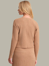 Load image into Gallery viewer, Lorelai Crop Card 110038295