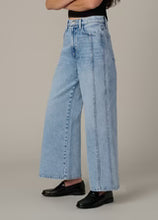 Load image into Gallery viewer, Mia Ankle Petite T9HGNU8389