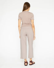 Load image into Gallery viewer, Fitted T-Shirt 1150