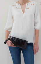 Load image into Gallery viewer, Vida Wristlet Vi-32185