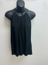 Load image into Gallery viewer, T1915 VeganLeather Halter-black
