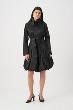 Load image into Gallery viewer, Stretch Taffeta Balloon Coat 263911
