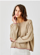 Load image into Gallery viewer, Lauretta Oversized 61103099
