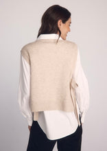 Load image into Gallery viewer, Side Tie Vest B2378G72304

