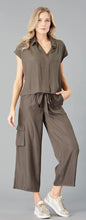 Load image into Gallery viewer, Collar V Neck Top T6023
