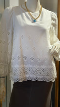 Load image into Gallery viewer, Brac SL Scallop top-el eyelet SP2304

