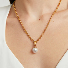 Load image into Gallery viewer, Manhattan Pearl Pendant

