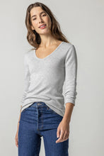 Load image into Gallery viewer, 3/4 Sleeve V-Neck PA1177
