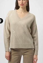 Load image into Gallery viewer, Knit Pullover w/Sequins 254949
