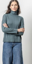 Load image into Gallery viewer, Relaxed Turtleneck PA2683
