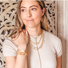Load image into Gallery viewer, Gold Box Chain Lariat
