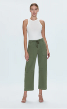 Load image into Gallery viewer, Sabrina Curved Utility P00116105SL
