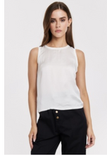 Load image into Gallery viewer, Lola Top VCKN1769BLK
