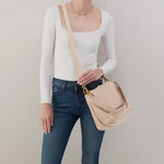 Load image into Gallery viewer, HARLEY CONVERTIBLE SHOULDER 82470
