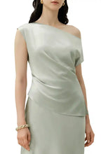 Load image into Gallery viewer, Silk Ruched Side Top 91T6111
