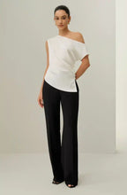 Load image into Gallery viewer, Silk Ruched Side Top 91T6111
