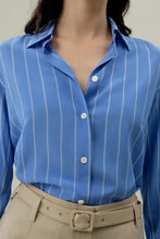 Load image into Gallery viewer, Silk Stripe Blouse 91T6162
