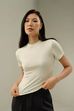 Load image into Gallery viewer, Silk T-Shirt 93T6027
