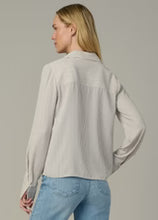 Load image into Gallery viewer, THE MIA BLOUSE 45JW01W2071
