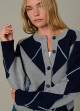 Load image into Gallery viewer, Relaxed Fit Cardigan JW02Y9113
