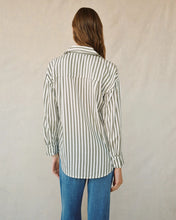 Load image into Gallery viewer, Oversized Button Down BB2446-G32-304
