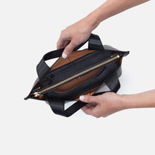 Load image into Gallery viewer, Vida small tote 5738
